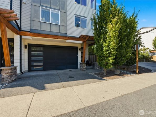 19225 Damson Road F4, Lynnwood WA 98036