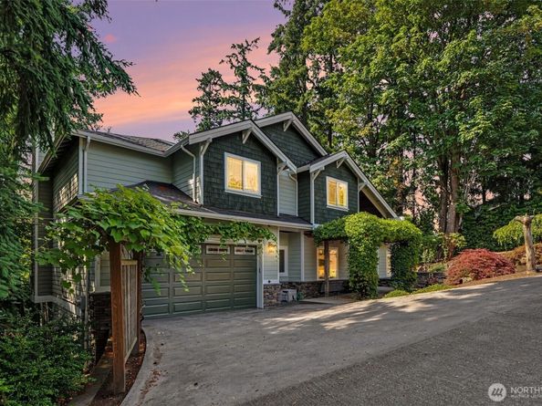 13128 SE Newport Way, Bellevue WA 98006