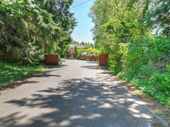 22010 34th Avenue S, SeaTac WA 98198