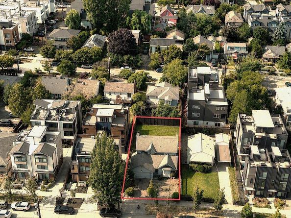 1130 NW 57th Street, Seattle WA 98107