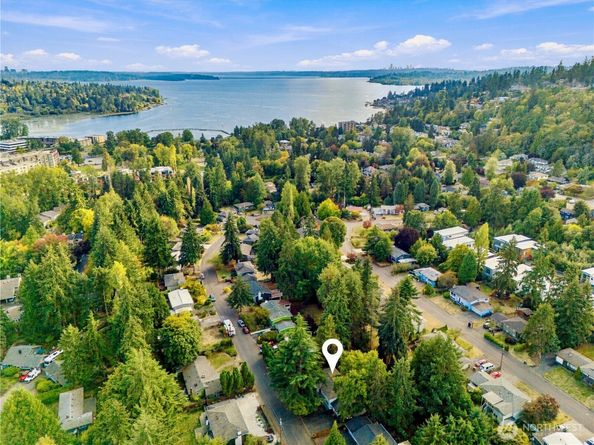 12231 95th Place NE, Kirkland WA 98034