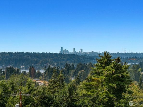 13011 SE Newport Way, Bellevue WA 98006
