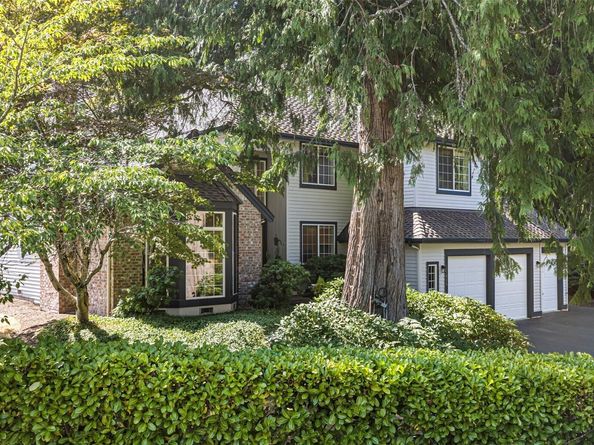 18929 203rd Avenue NE, Woodinville WA 98077
