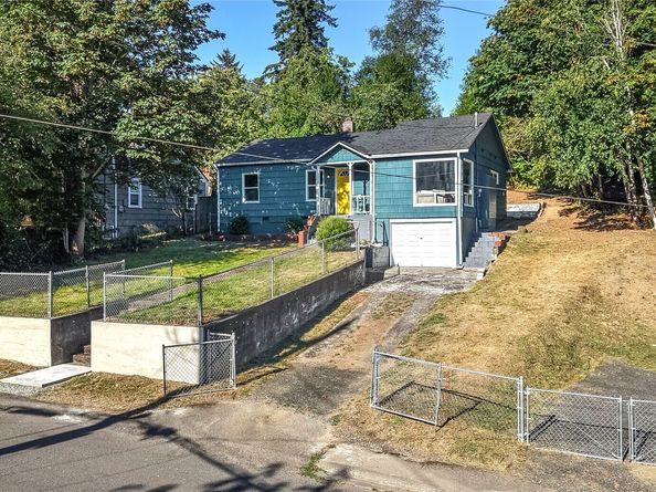1527 Bloomington Avenue, Bremerton WA 98312