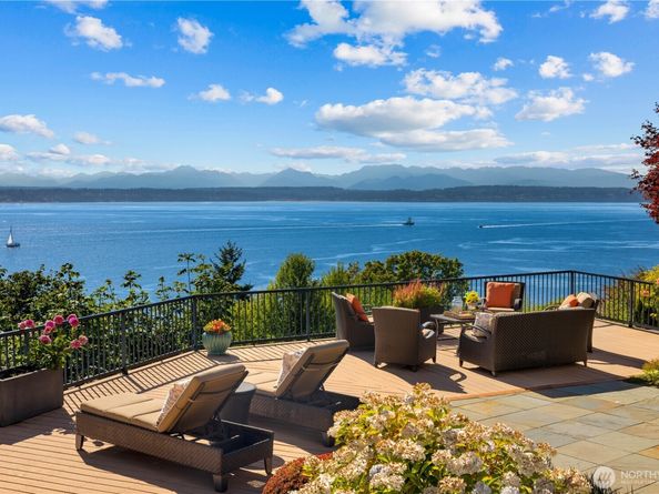 2555 Magnolia Boulevard W, Seattle WA 98199