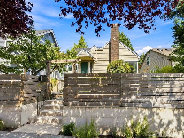 1116 N 76th Street, Seattle WA 98103