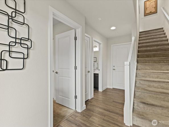 23712 8th Drive SE C, Bothell WA 98021