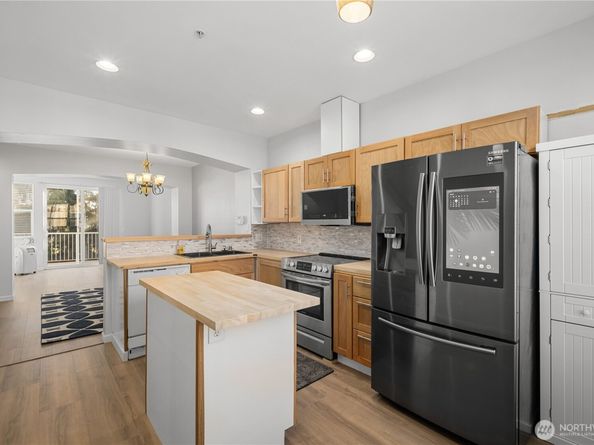6231 S 233rd Street 252, Kent WA 98032