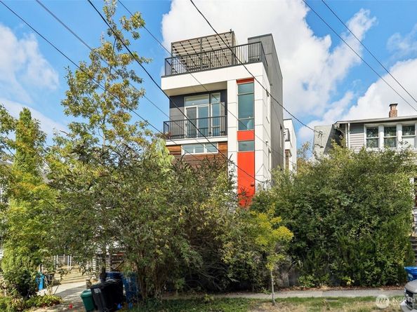 2208 E Alder Street, Seattle WA 98122