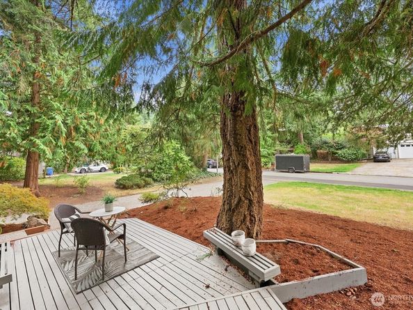 4220 159th Avenue SE, Bellevue WA 98006
