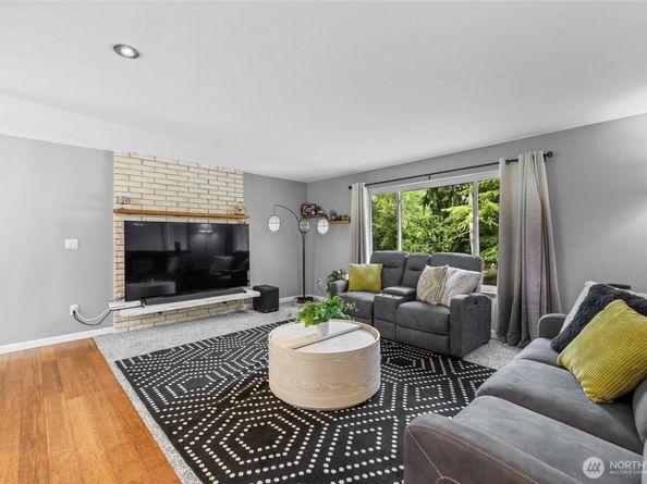 15903 SE 178th Court, Renton WA 98058
