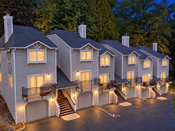 12707 NE 170th Lane, Woodinville WA 98072