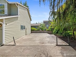 15931 2nd Place W, Lynnwood WA 98087