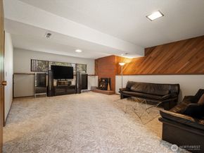 2103 SW 306th Place, Federal Way WA 98023