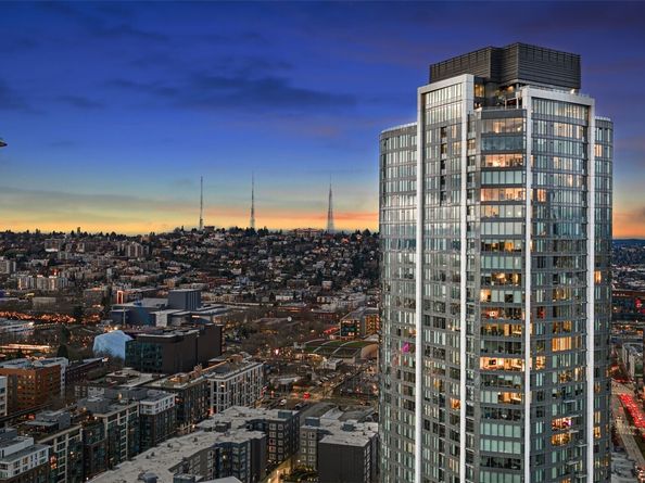 2510 6th Avenue 2504, Seattle WA 98121