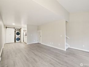6236 137th Place NE 233, Redmond WA 98052