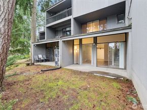 6236 137th Place NE 233, Redmond WA 98052