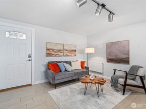 300 NW 47th Street, Seattle WA 98107