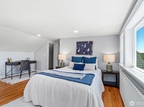 300 NW 47th Street, Seattle WA 98107