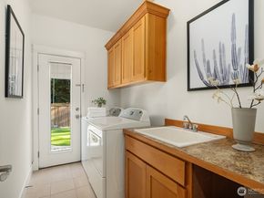 16137 Northup Way, Bellevue WA 98008