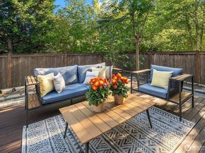 16137 Northup Way, Bellevue WA 98008