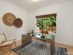16137 Northup Way, Bellevue WA 98008