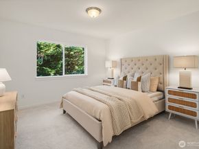 16137 Northup Way, Bellevue WA 98008