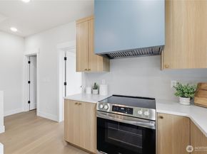 1405 29th Avenue, Seattle WA 98122