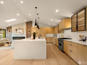 4210 163rd Avenue SE, Bellevue WA 98006