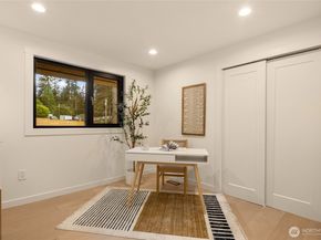 4210 163rd Avenue SE, Bellevue WA 98006