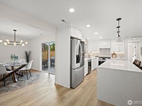 15703 117th Avenue SE, Renton WA 98058