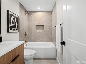 15703 117th Avenue SE, Renton WA 98058