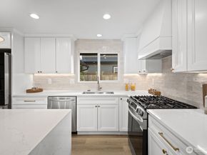 15703 117th Avenue SE, Renton WA 98058