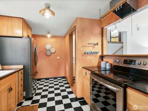 2804 Prosch Avenue W, Seattle WA 98119