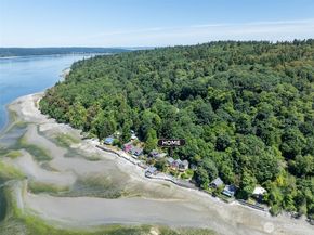 28243 Manzanita Beach Road SW, Vashon WA 98070