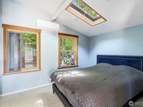 28243 Manzanita Beach Road SW, Vashon WA 98070
