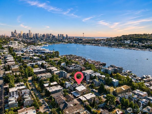 2326 Minor Avenue E B, Seattle WA 98102