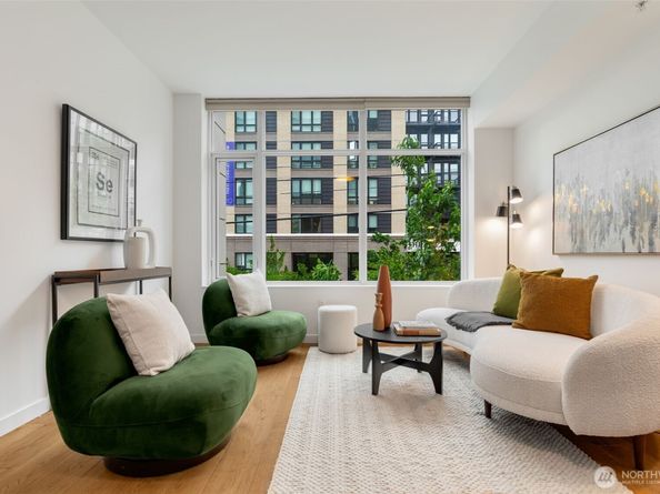 1321 Seneca Street 202, Seattle WA 98101