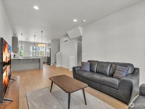 13717 Admiralty Way H5, Lynnwood WA 98087