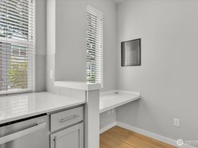 13717 Admiralty Way H5, Lynnwood WA 98087