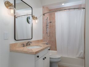 9551 NE South Beach Drive 1A, Bainbridge Island WA 98110
