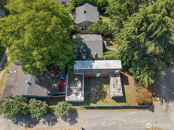 10346 Midvale Avenue N, Seattle WA 98133