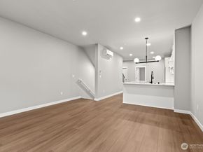 16823 Alder Way L3, Lynnwood WA 98037