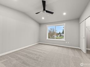 16823 Alder Way L3, Lynnwood WA 98037