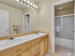 5530 Elizabeth Avenue SE, Auburn WA 98092