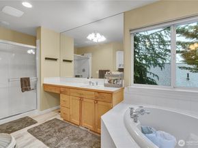 5530 Elizabeth Avenue SE, Auburn WA 98092