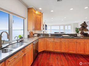 1338 Alki Avenue SW 500, Seattle WA 98116