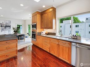 1338 Alki Avenue SW 500, Seattle WA 98116