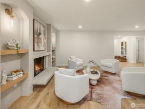 1659 215th Place SE, Sammamish WA 98075