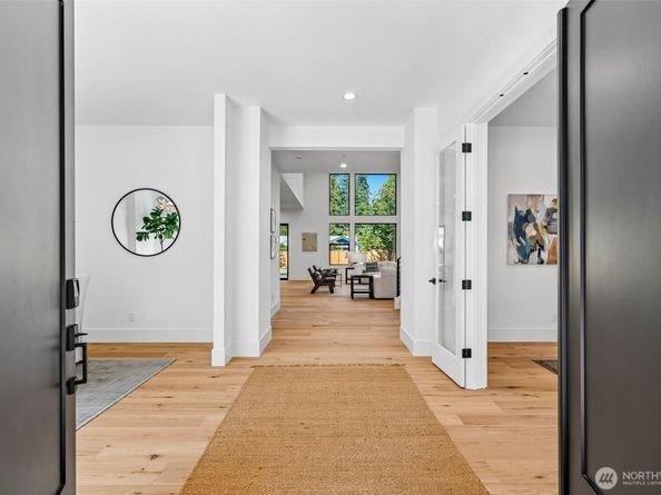 11419 109th Avenue NE, Kirkland WA 98033